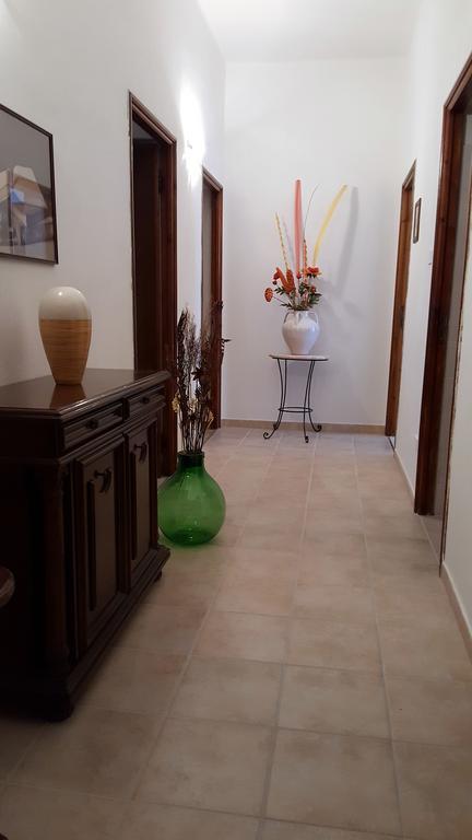 Il Giardino Del Nespolo Bed & Breakfast อาลเกโร ภายนอก รูปภาพ